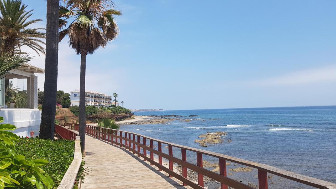 Beach House Casa Luna, Marbella Ситио-де-Калаонда Экстерьер фото
