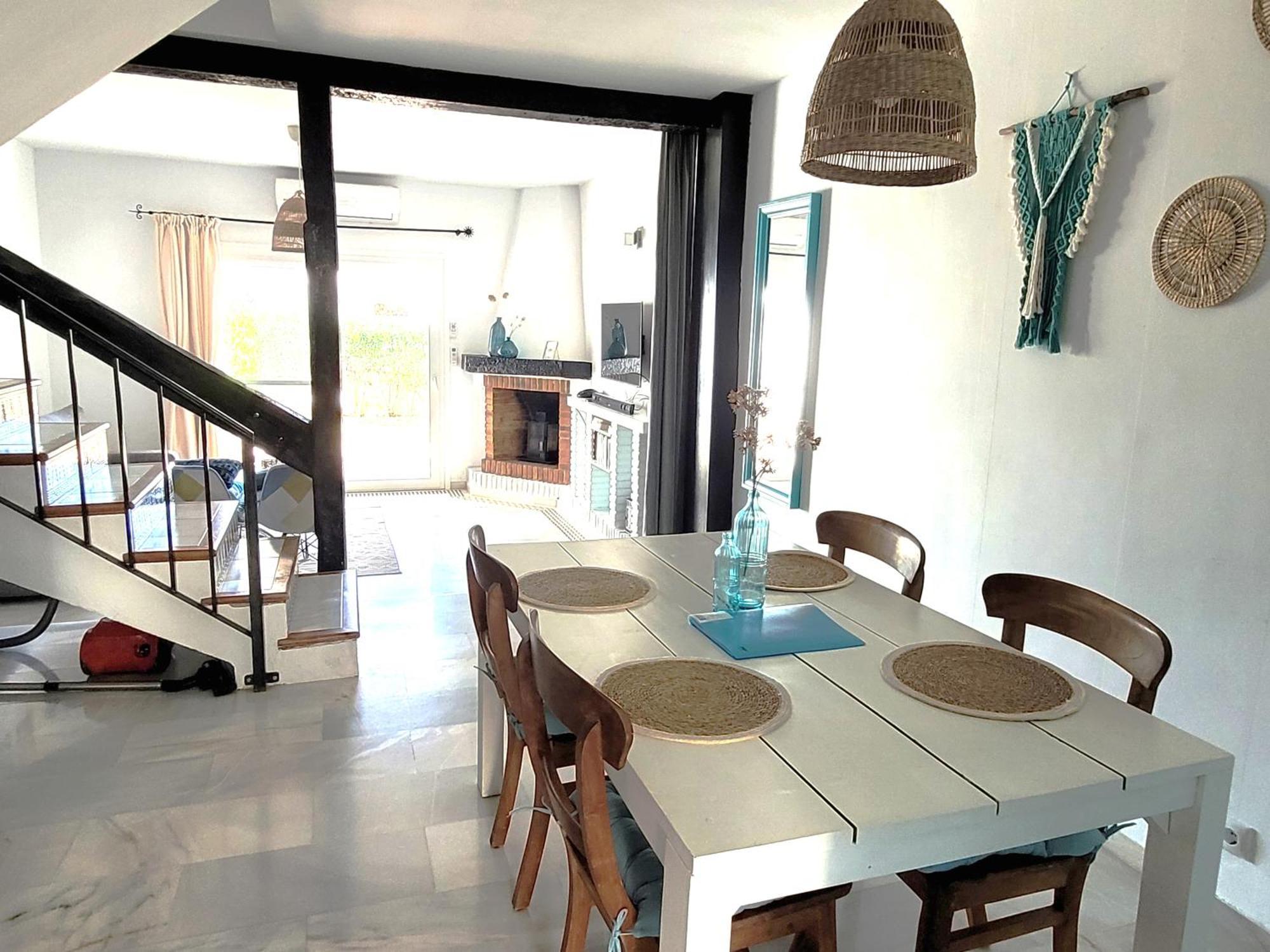 Beach House Casa Luna, Marbella Ситио-де-Калаонда Экстерьер фото